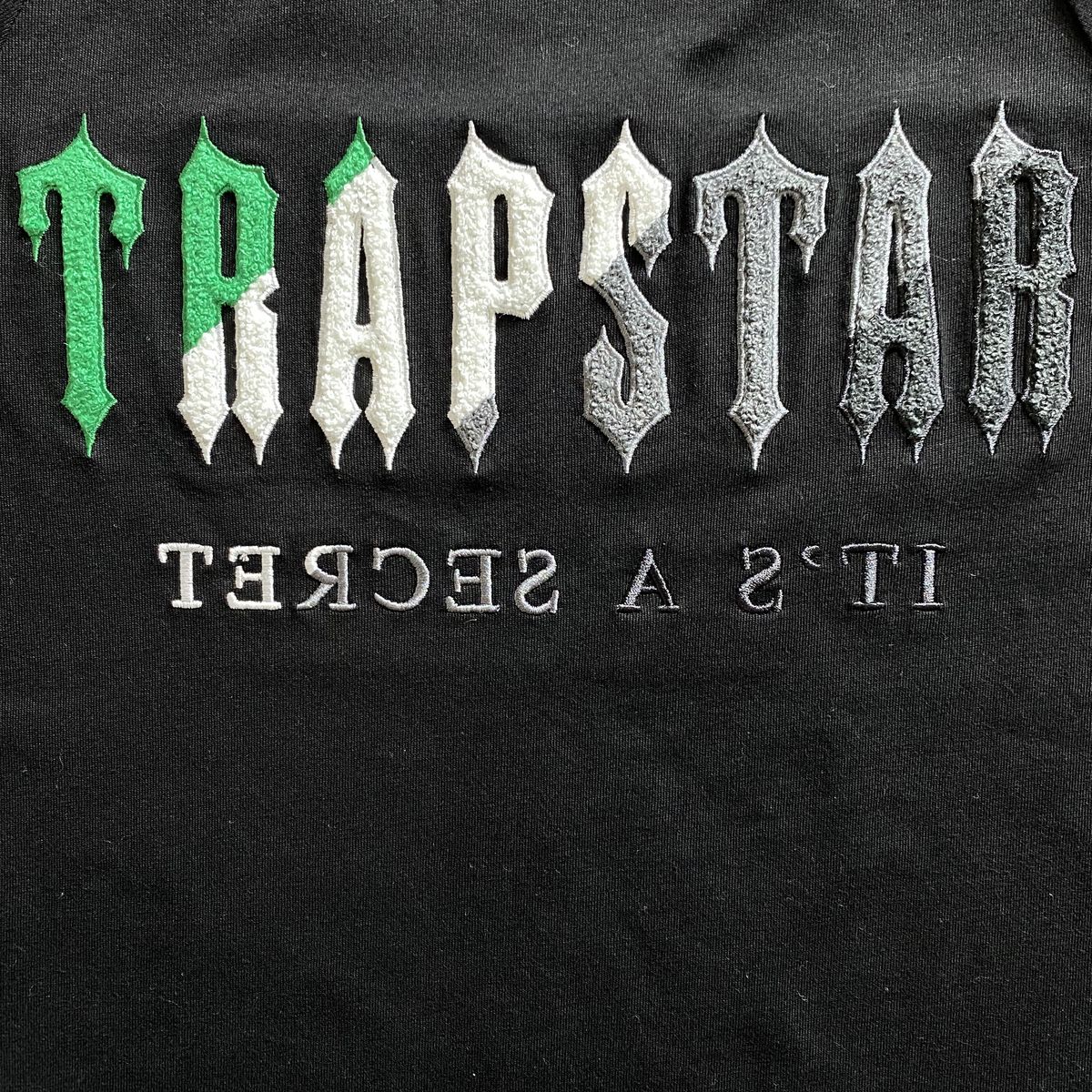 Trapstar Chenille Decoded Short Set - (BLACK/GREEN) – 21Dripzz